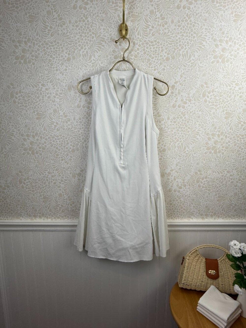 Athleta White Sleeveless Pleated Tennis Dress - Size - Medium